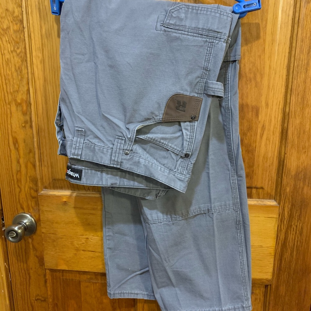 2 pair Wrangler pants - Picture 4 of 7